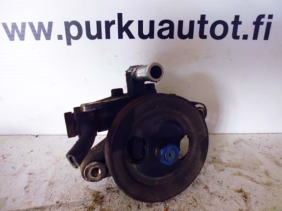 Hyundai coupe ohjaustehostimen pumppu 1999