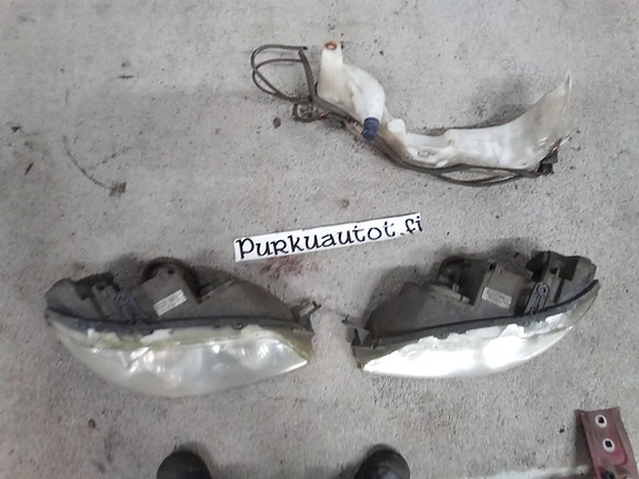 Fiat punto ajovalo oikea 2004