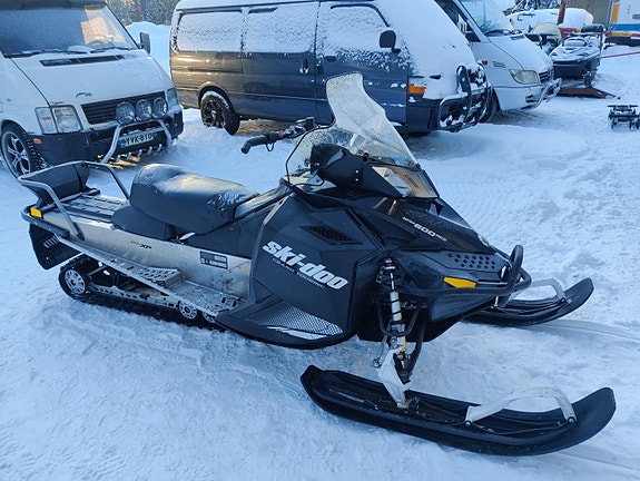 Ski doo grand touring 600 ace osia