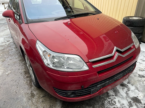 Citroen c4 2.0aut bensa varaosina
