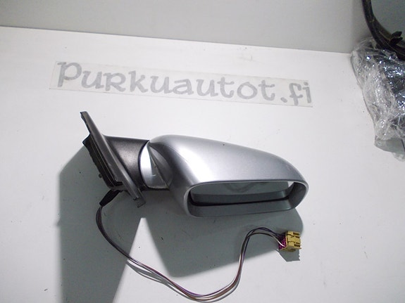 Vw polo oikea sivupeili sähkö 2004