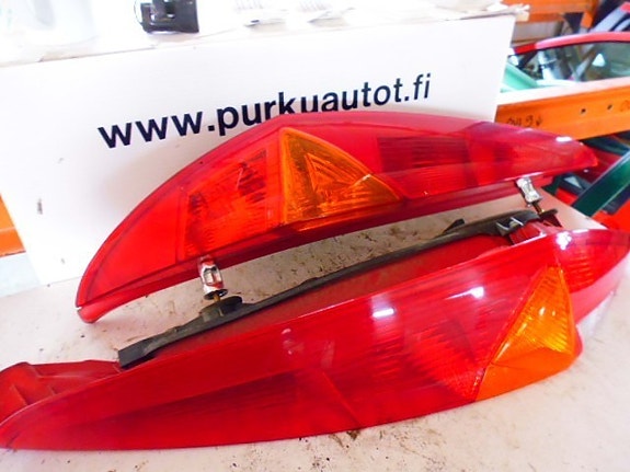Fiat punto takavalo oikea 2002