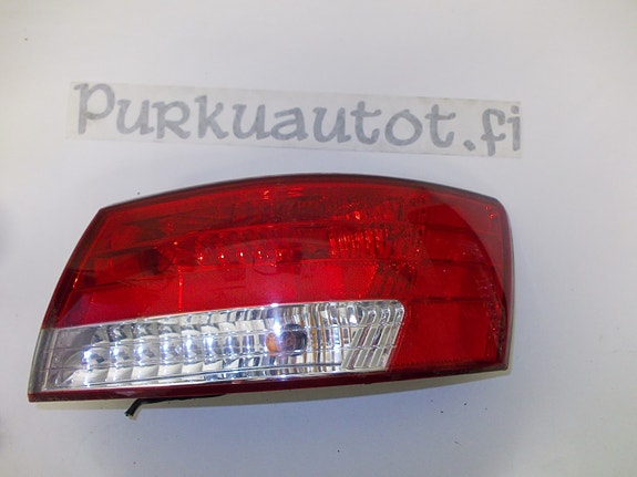 Hyundai sonata 2007 takavalo oikea ulompi