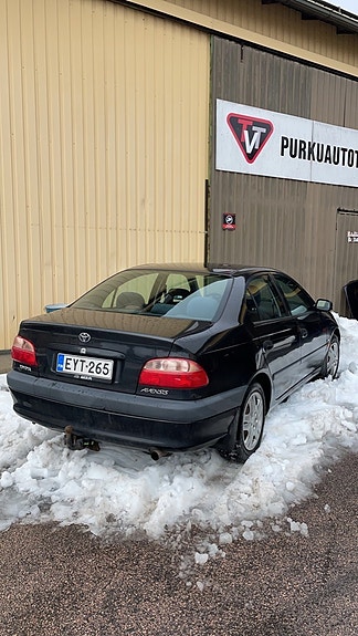 Toyota avensis puretaan 1.6