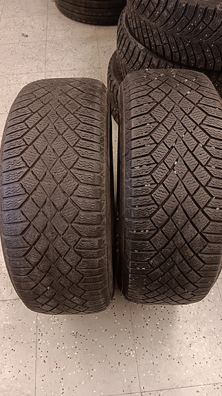 Continental 205/55R16 Viking Contact 7