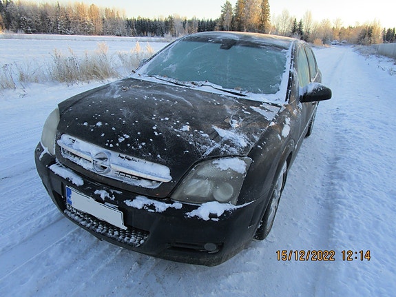 Opel Vectra 2.2 DGi HB -04