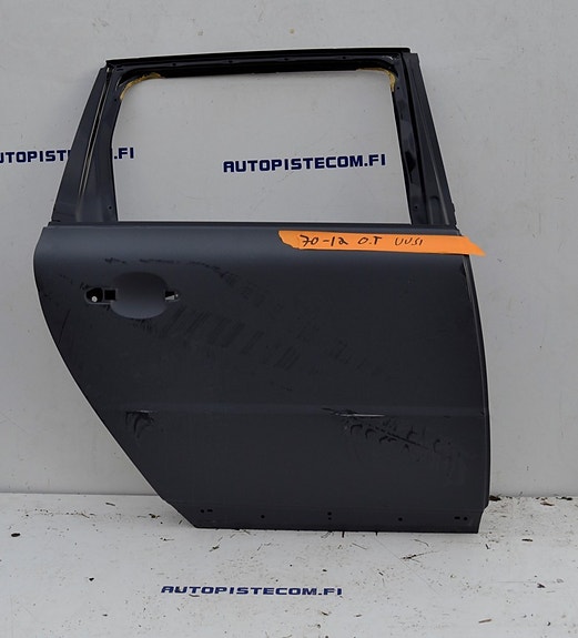 Volvo V70 -12 takaovi oikea UUSI