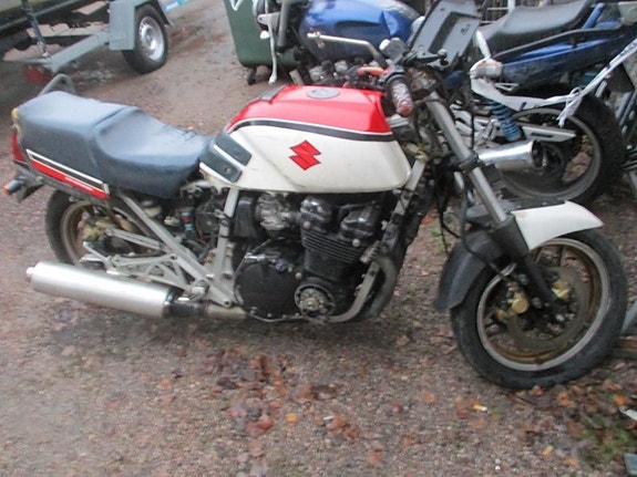 Suzuki GSX 1100 EF 1985 osia