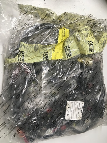 Vespa GTS 125 ie 300 2008-2016 uusi johtosarja