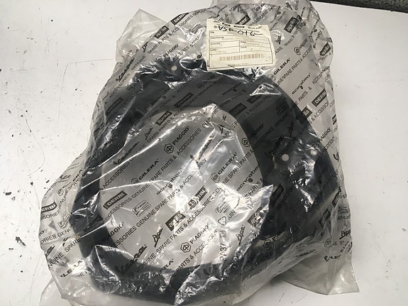 Derbi Senda 125 2009 etuvalon muovi uusi