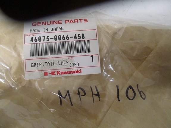 Kawasaki GTR pelkääjän kahva uusi