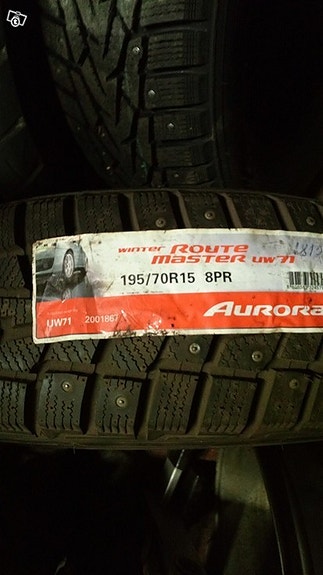 1x 195\70R15 C Aurora Winter UW 71 nastat TARJOUS