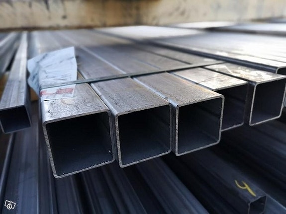 Ruostumaton Ferrit Putki 70 x 70 x 3 mm
