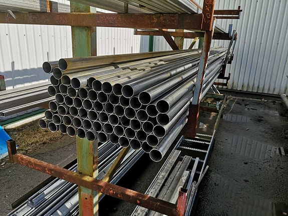 HST Haponkestävä putki 42,4x1,5 mm x 6 metriä