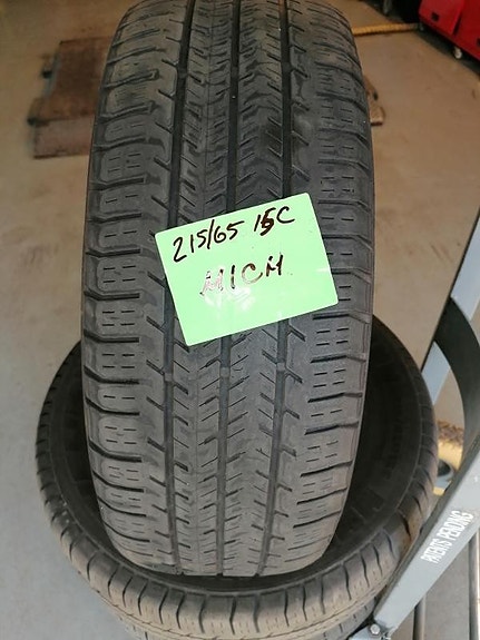 215/65 R 15C KITKARENKAAT (pakettiauto)
