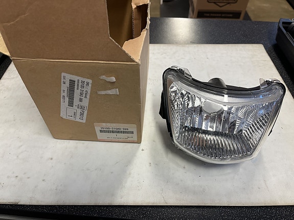 35100-31GA0-999 HEADLAMP ASSY,AUX, Suzuki