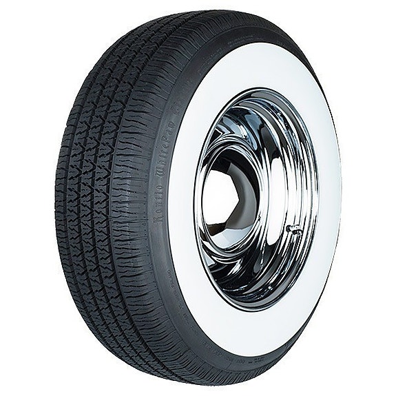 Uudet Kontio 235/75R15 valkosivurenkaat rahteineen