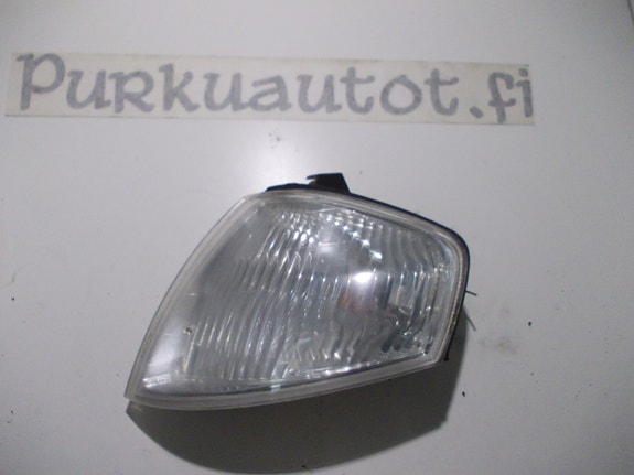 Mazda 323f vilkku vasen 2001