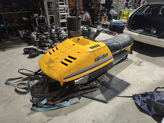 Skidoo safari osia