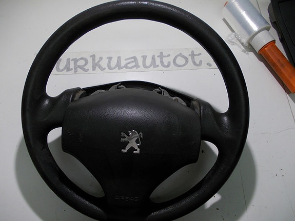 Peugeot 206 kuljettajan airbag 2004