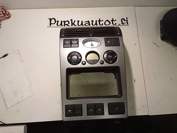 Ford mondeo lämppärin säätimet/konsoli 2003