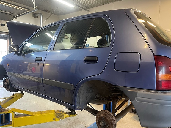 Toyota starlet varaosina 1.4
