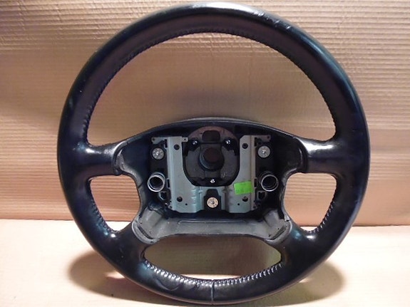 Skoda suberb Ohjauspyörä 2004