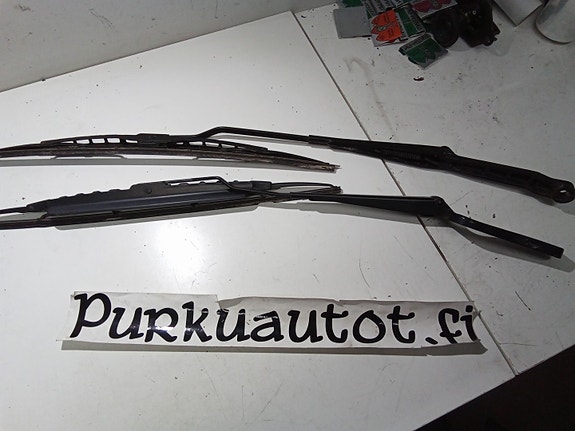Vw polo pyyhkimen varret tuulilasi 2001