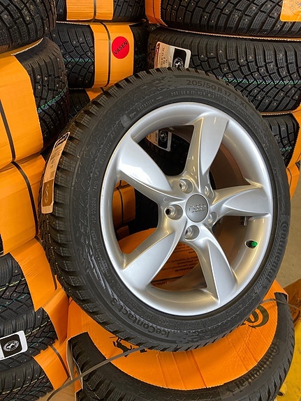 4kpl uudet 205/50R17 Continental nasta + Audi alut