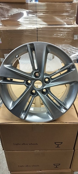 4kpl 17" 5x115 Uudet Opel Insignia B alut
