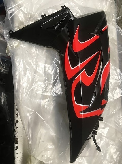 Aprilia RS 50 oikea sivukate uusi