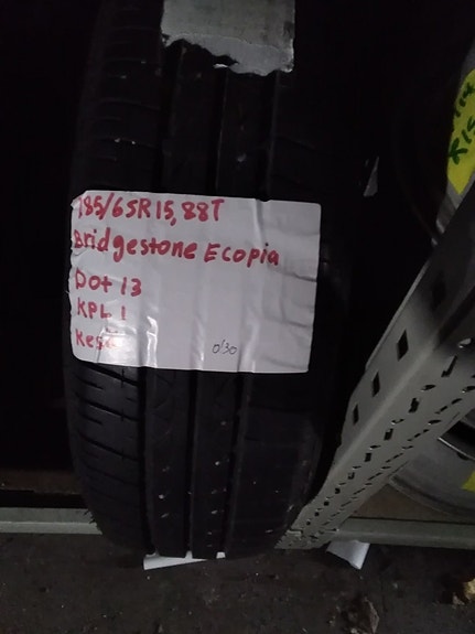 Kesärenkaat 185/65R15 Bridgestone Ecopia vain 1kpl