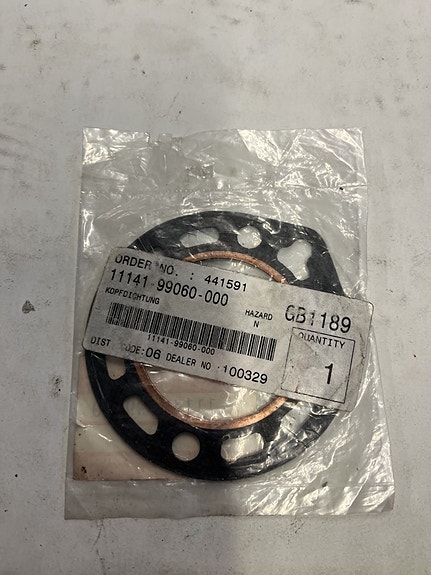 11141-99060-000 New Genuine Part, Suzuki