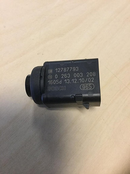 93172012 Pysäköinti anturi Opel/Saab