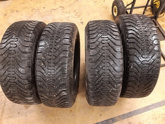 195/60-15 nastarenkaat