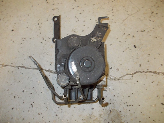 Ford focus abs hydraulipumppu 2003