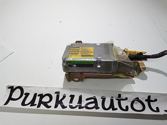 Toyota Corolla lb airbag keskusyksikkö 2001