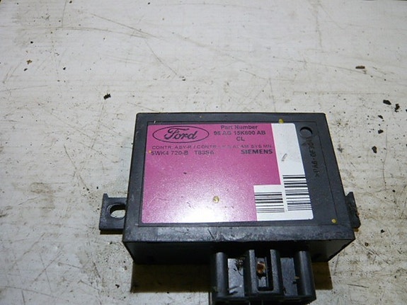 Ford mondeo ohjausboxi keskuslukitus 2000