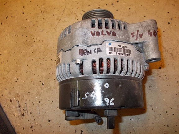 Volvo s40 laturi 2.0bensa -96-01