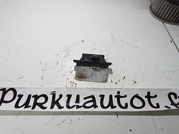 Nissan almera n15 lämppärinvastus 1999
