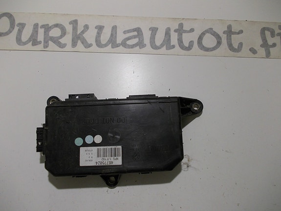 Fiat stilo 2002 vasen etuovi lasinnostimen rele