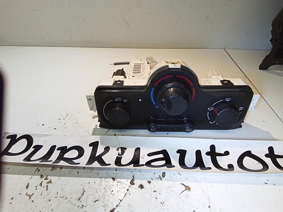 Renault megane 2005 lämpötilansäätimet