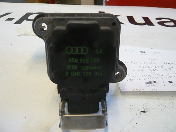 AUDI A4 sytytyspuolat 1997