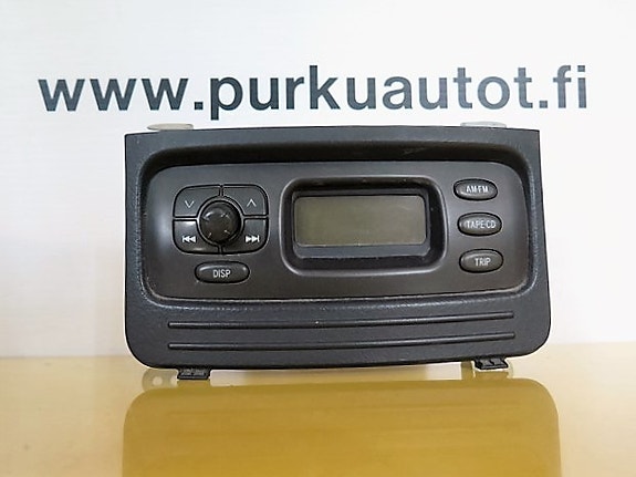 Toyota yaris verso soitin 2001