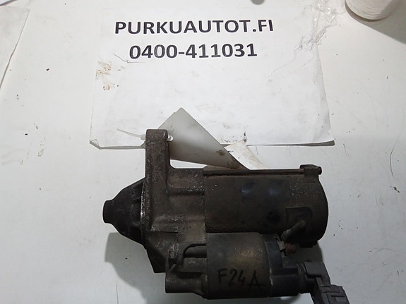 Toyota yaris startti 2000