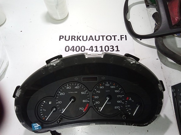 Peugeot 206 mittaristo täydellinen 2003