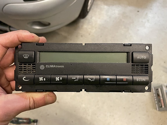 Vw passat 2005 lämpötilasäätimet CLIMATRONIC