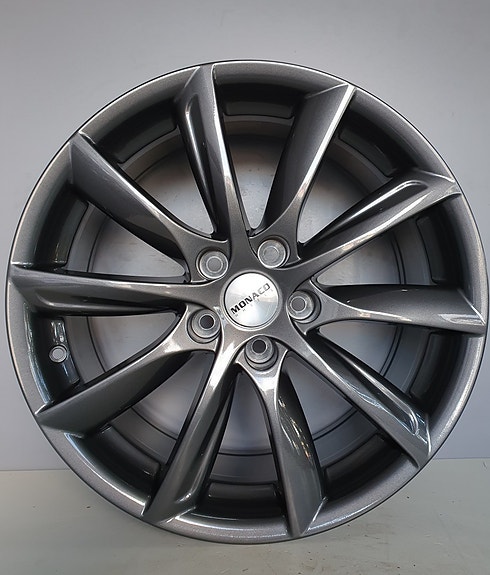 Monaco GP6 vanteita 8×18 5×114,3 TESLA