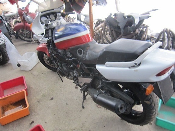 Honda cbr1000f