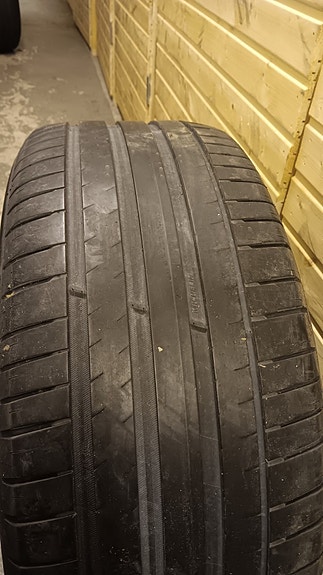 255/55R18 Michelin Pilot Sport 4 SUV, 1kpl